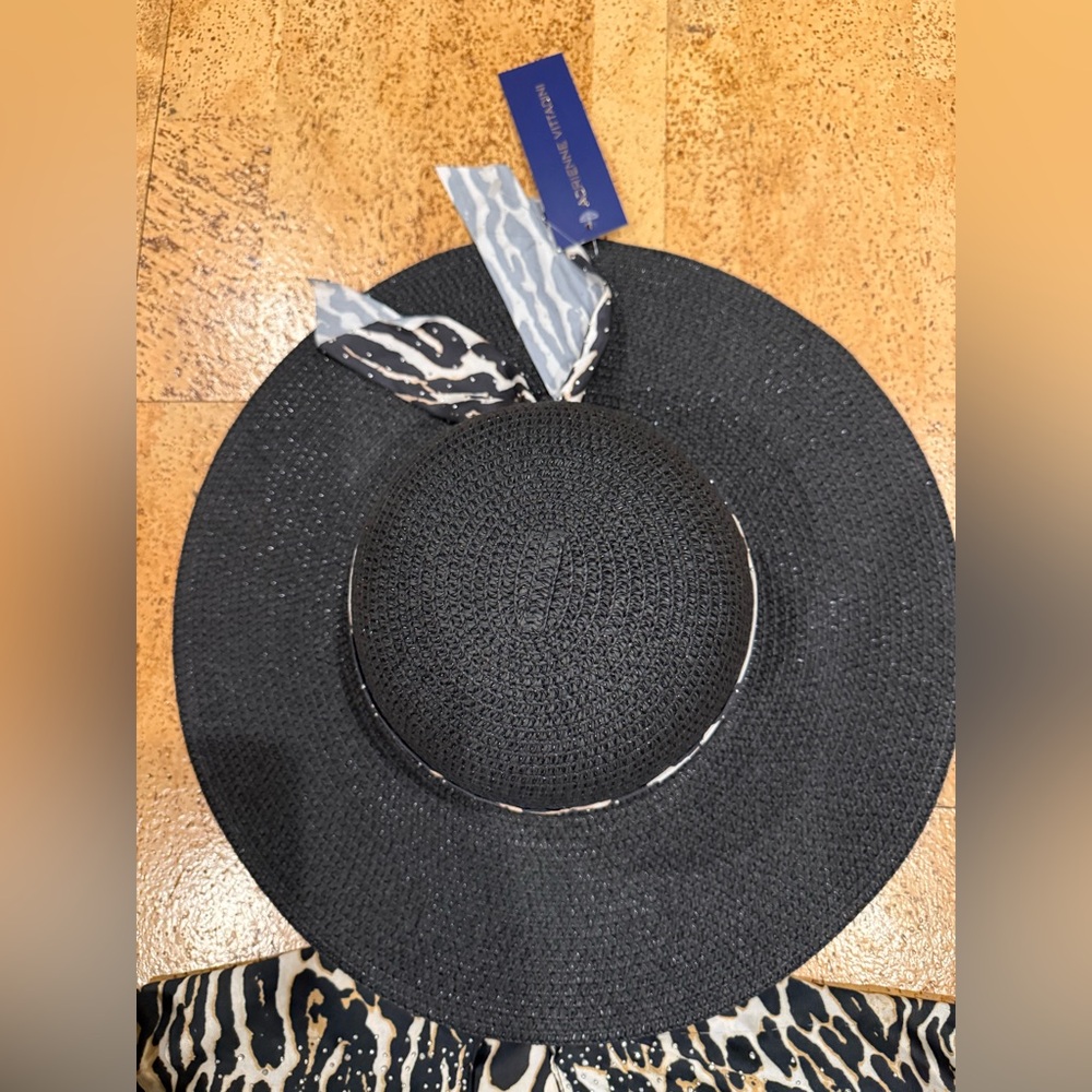 New Adrienne Vittardini Resortwear Kimono and Hat Set - Picture 12 of 16